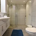 Modern & Central Apartment With Private Garden