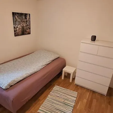 Modern & Central Apartment With Private Garden * 베르겐