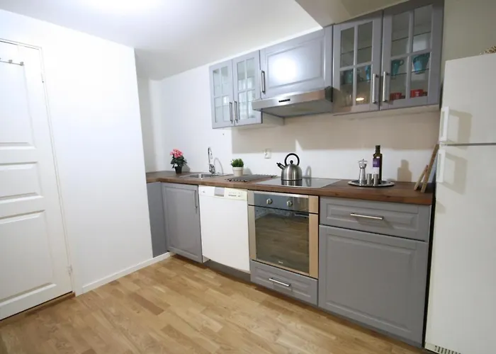Daire Modern And - With A Garden *