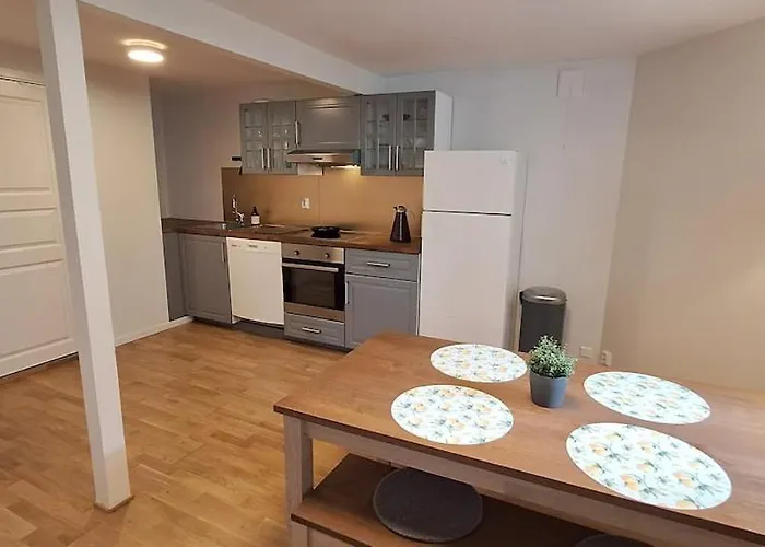Daire Modern And - With A Garden *